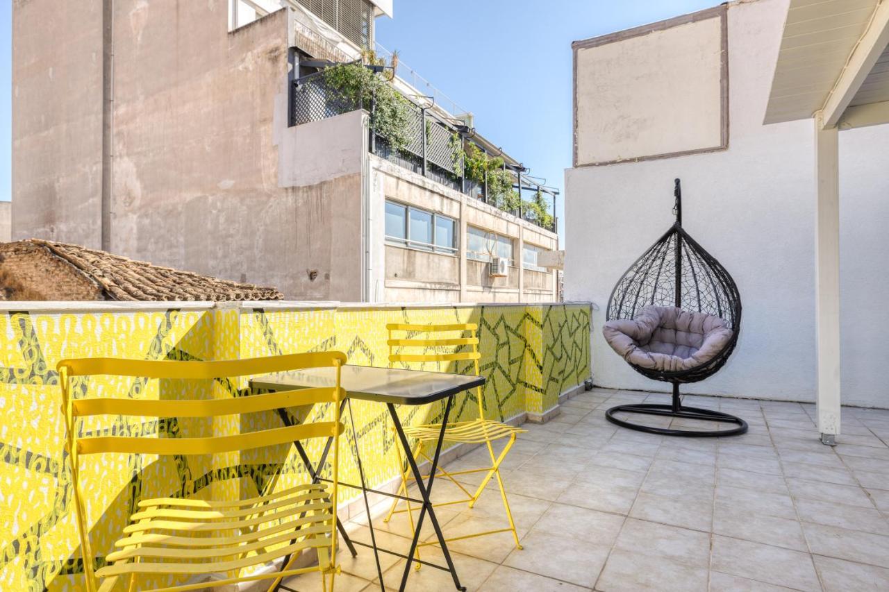 Chic Rooftop Studio W/ Terrace - Near Acropolis Athen Eksteriør bilde