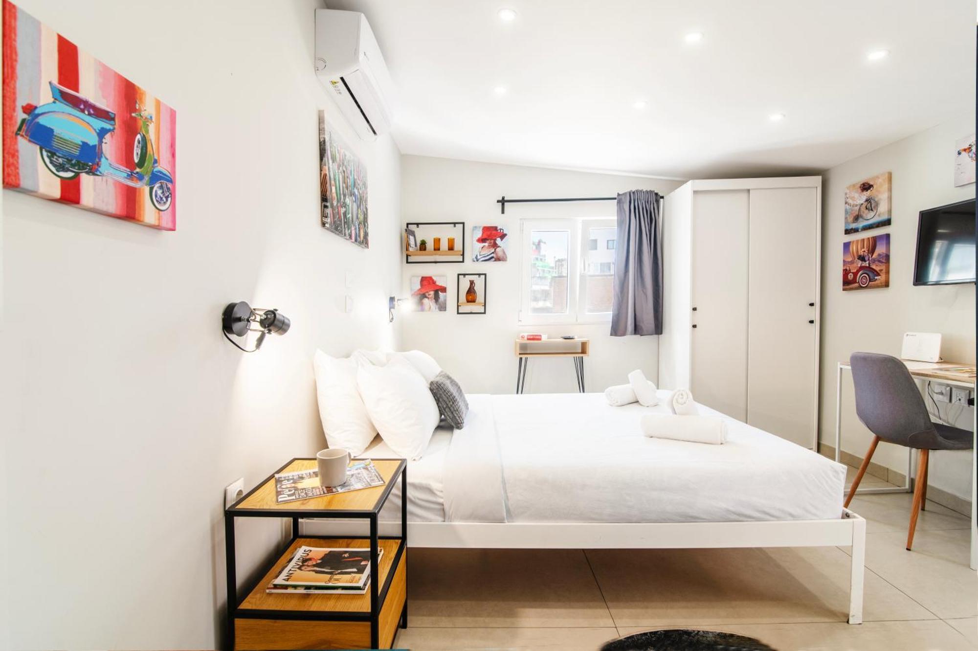 Chic Rooftop Studio W/ Terrace - Near Acropolis Athen Eksteriør bilde